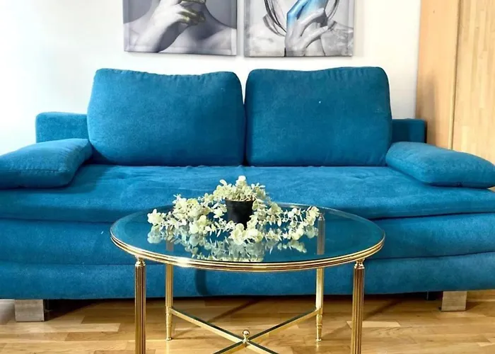 Beautiful 1br 5p 10 Min Transport To Stadthalle Διαμέρισμα
