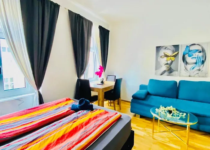 Beautiful 1br 5p 10 Min Transport To Stadthalle Διαμέρισμα *